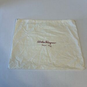 Salvatore‎ Ferragamo dust bag